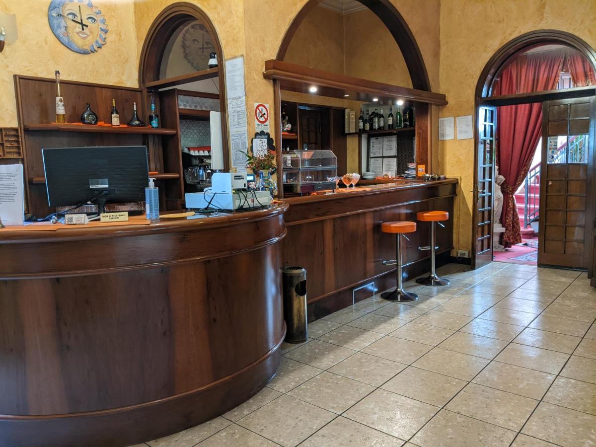 Hotel Montecarlo Castellanza Εξωτερικό φωτογραφία