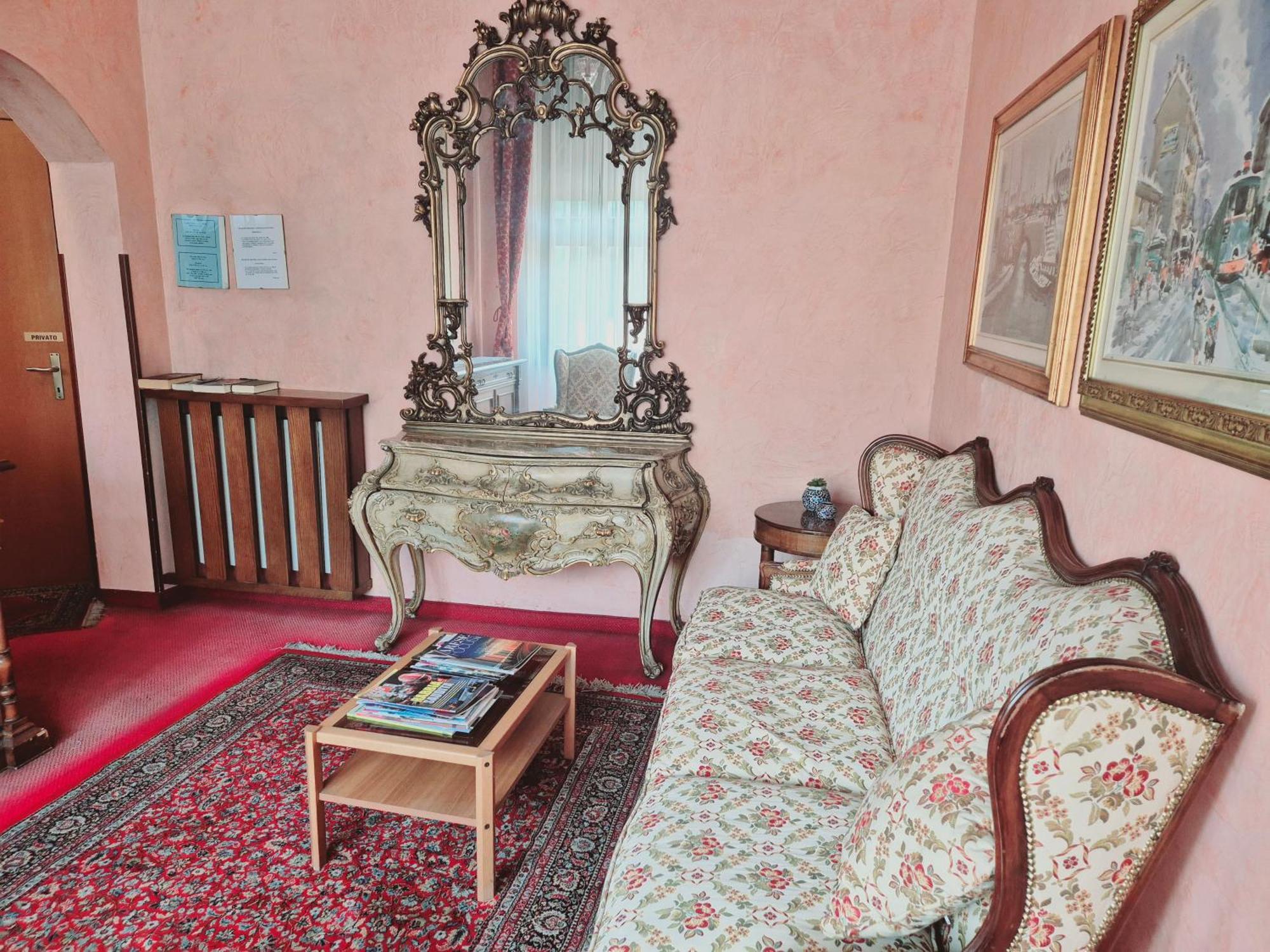 Hotel Montecarlo Castellanza Εξωτερικό φωτογραφία
